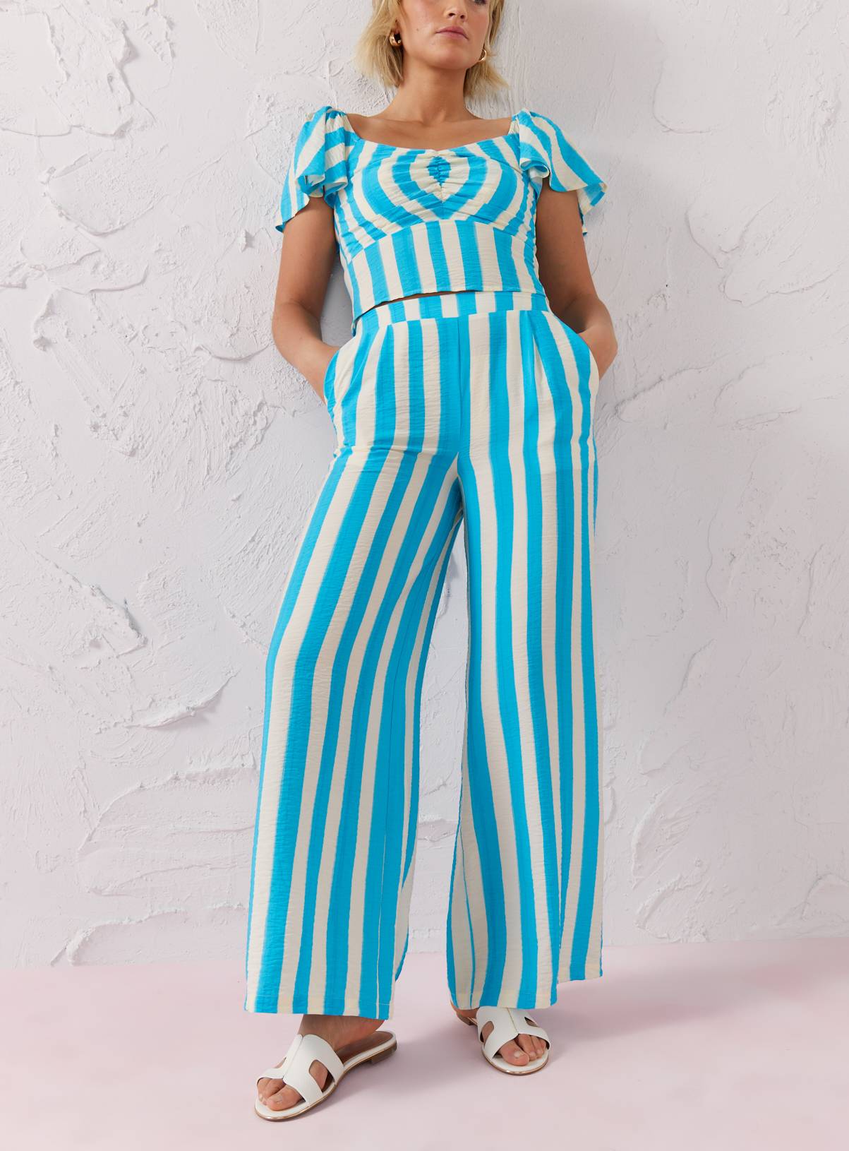 EVERBELLE Blue Stripe Wide Leg Trousers  20 - Image 3